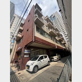 元町駅より徒歩5分 3階 築45年の賃貸物件