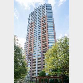 青山パークタワーの賃貸物件