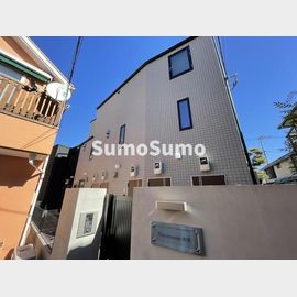 用賀駅より徒歩6分 築4年 3階建の賃貸物件