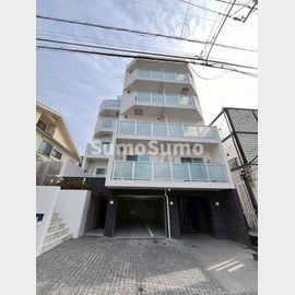 目黒駅より徒歩9分 築3年4ヶ月 4階建の賃貸物件