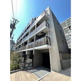 中目黒駅より徒歩6分 4階 築5年の賃貸物件