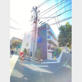 中目黒駅より徒歩10分 2階 築7年の賃貸物件