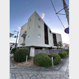 ｃｒｅｓｃｅｎｔ—Ｔ 3階 築24年8ヶ月の賃貸物件