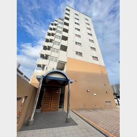 ラ・トゥール箱崎宮前 5階 築21年3ヶ月の賃貸物件