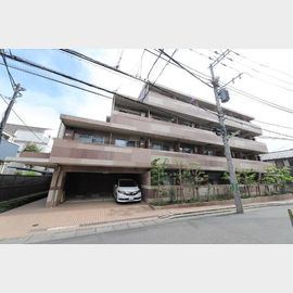 ＰＲＥＭＩＵＭＣＵＢＥＧ三軒茶屋 3階 築9年の賃貸物件