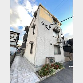 吉塚駅より徒歩14分 3階 築7年1ヶ月の賃貸物件