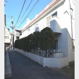 外苑前駅より徒歩11分 1階 築51年1ヶ月の賃貸物件