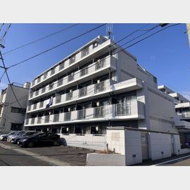 吉塚駅より徒歩8分 4階 築39年の賃貸物件