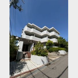 メゾン・ド・エミナンス 2階 築37年8ヶ月の賃貸物件