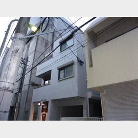 渡辺通駅より徒歩4分 2階 築11年2ヶ月の賃貸物件