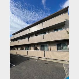 武庫川駅より徒歩3分 2階 築14年8ヶ月の賃貸物件