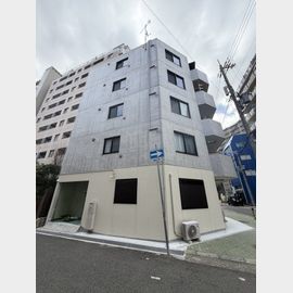 高速神戸駅より徒歩2分 1階 築2年8ヶ月の賃貸物件