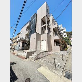 元町駅より徒歩14分 1階 築32年10ヶ月の賃貸物件