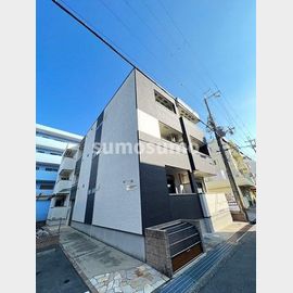 園田駅より徒歩7分 築9年8ヶ月 3階建の賃貸物件