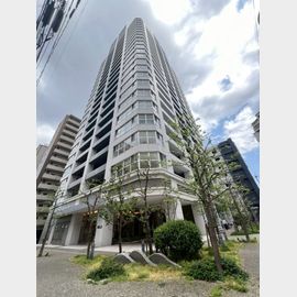 大濠公園駅より徒歩10分 25階 築16年11ヶ月の賃貸物件