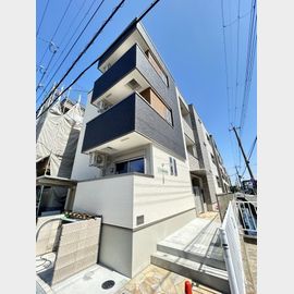 武庫之荘駅より徒歩13分 新築 3階建の賃貸物件