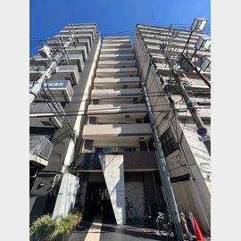 難波駅より徒歩5分 築13年4ヶ月 12階建の賃貸物件