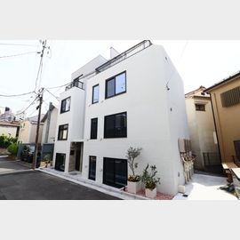 目黒駅より徒歩7分 新築 3階建の賃貸物件