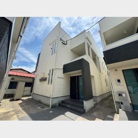 箱崎駅より徒歩10分 築9年3ヶ月 2階建の賃貸物件