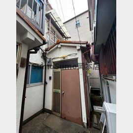 青木駅より徒歩6分 1階 築49年6ヶ月の賃貸物件