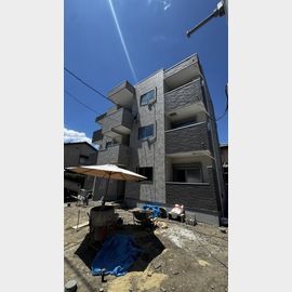 箱崎駅より徒歩12分 新築 3階建の賃貸物件