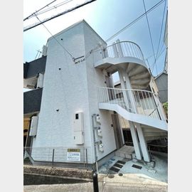 大倉山駅より徒歩5分 3階 築9年2ヶ月の賃貸物件