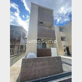 月見山駅より徒歩5分 築6年8ヶ月 3階建の賃貸物件