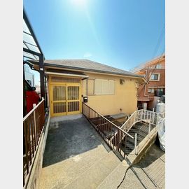 朝霧駅より徒歩13分 築28年6ヶ月 2階建の賃貸物件