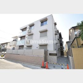 御影駅より徒歩5分 築4年5ヶ月 3階建の賃貸物件