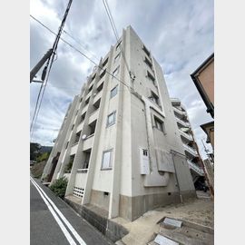 六甲駅より徒歩7分 5階 築52年6ヶ月の賃貸物件