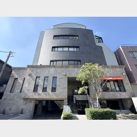 薬院大通駅より徒歩9分 築25年3ヶ月 6階建の賃貸物件