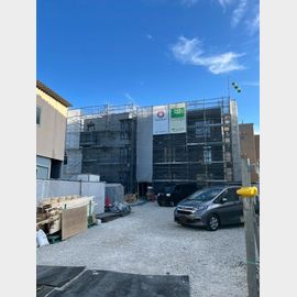 阪神国道駅より徒歩1分 新築 3階建の賃貸物件