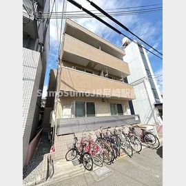 福知山線塚口駅より徒歩20分 築10年8ヶ月 3階建の賃貸物件