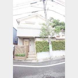 九品仏駅より徒歩12分 築34年8ヶ月 2階建の賃貸物件