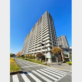 尼崎駅より徒歩5分 10階 築11年8ヶ月の賃貸物件