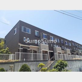 西舞子駅より徒歩24分 築10年1ヶ月 3階建の賃貸物件