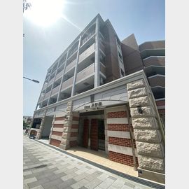 甲南山手駅より徒歩15分 築7年10ヶ月 5階建の賃貸物件