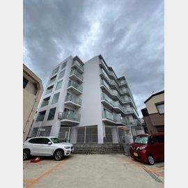 湊川公園駅より徒歩8分 5階 築17年10ヶ月の賃貸物件