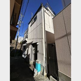 淡路駅より徒歩12分 築40年8ヶ月 2階建の賃貸物件