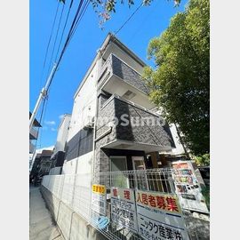 尼崎駅より徒歩8分 3階 築11年7ヶ月の賃貸物件