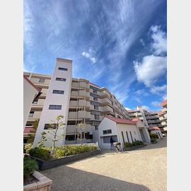 苦楽園口駅より徒歩12分 3階 築27年8ヶ月の賃貸物件