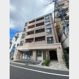 住吉駅より徒歩2分 3階 築8年2ヶ月の賃貸物件