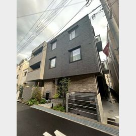 摂津本山駅より徒歩8分 3階 築1年8ヶ月の賃貸物件