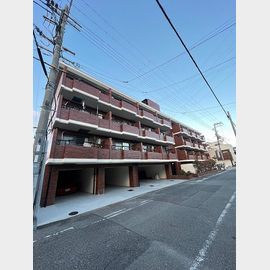 立花駅より徒歩5分 3階 築44年2ヶ月の賃貸物件