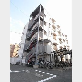 吉塚駅より徒歩6分 4階 築49年11ヶ月の賃貸物件