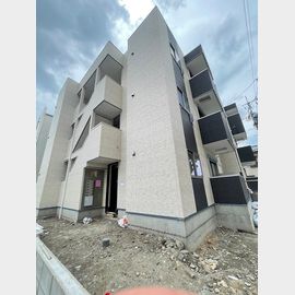箱崎駅より徒歩10分 2階 築2年の賃貸物件