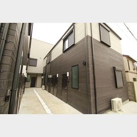 駒沢大学駅より徒歩14分 1階 築8年8ヶ月の賃貸物件