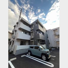 園田駅より徒歩9分 1階 築3年2ヶ月の賃貸物件