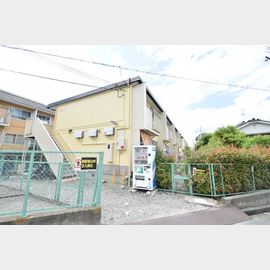 瓢箪山駅より徒歩7分 築38年2ヶ月 2階建の賃貸物件