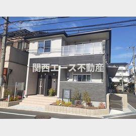 石切駅より徒歩26分 築4年4ヶ月 2階建の賃貸物件